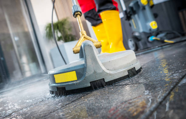 Best Affordable Pressure Washing  in Wauwatosa, WI